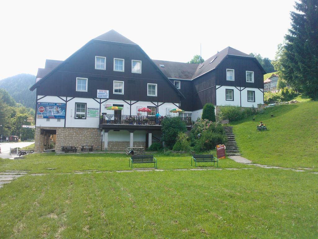 Hotel Hela Pec pod Snezkou Exterior photo