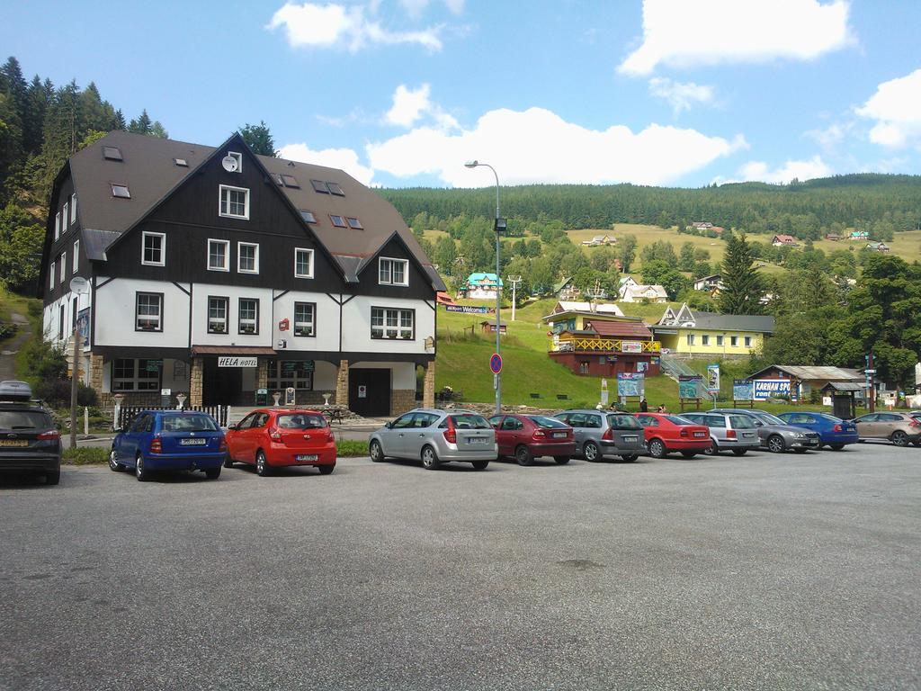 Hotel Hela Pec pod Snezkou Exterior photo